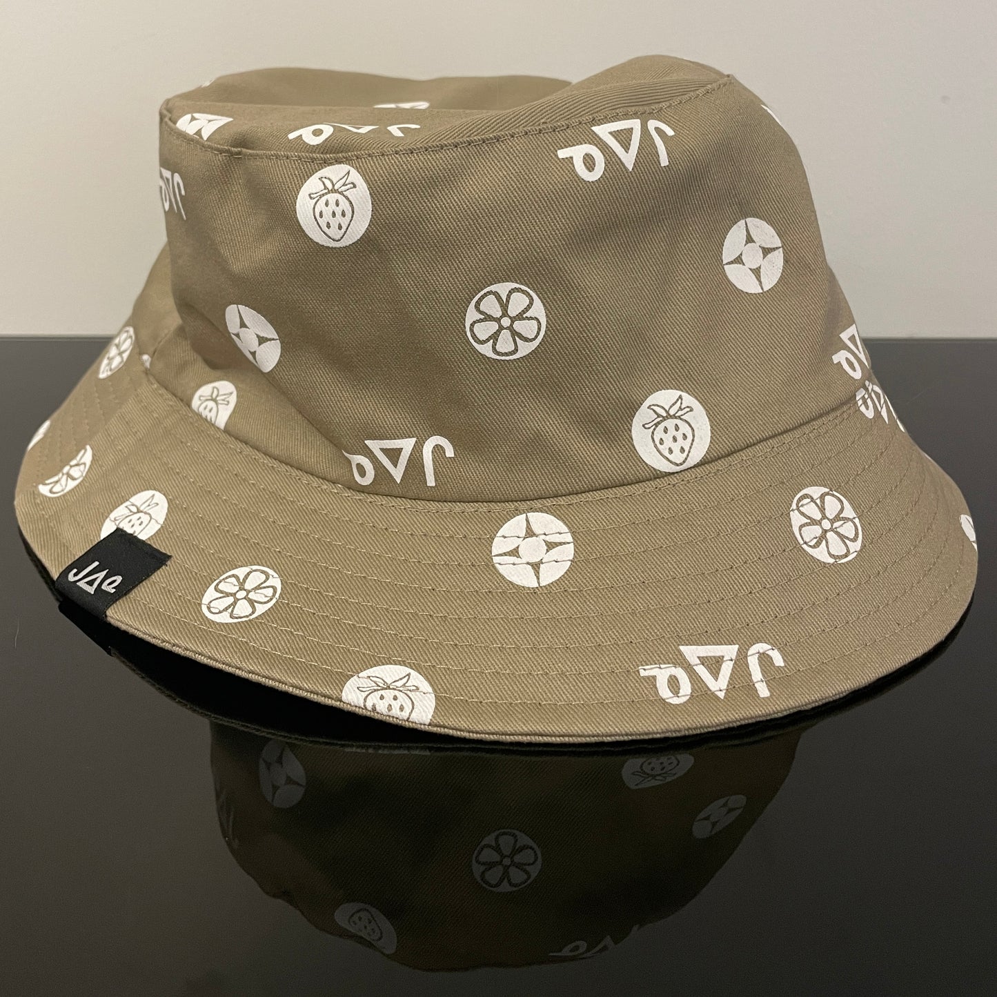 White-on-Beige Reversible Bucket Hat